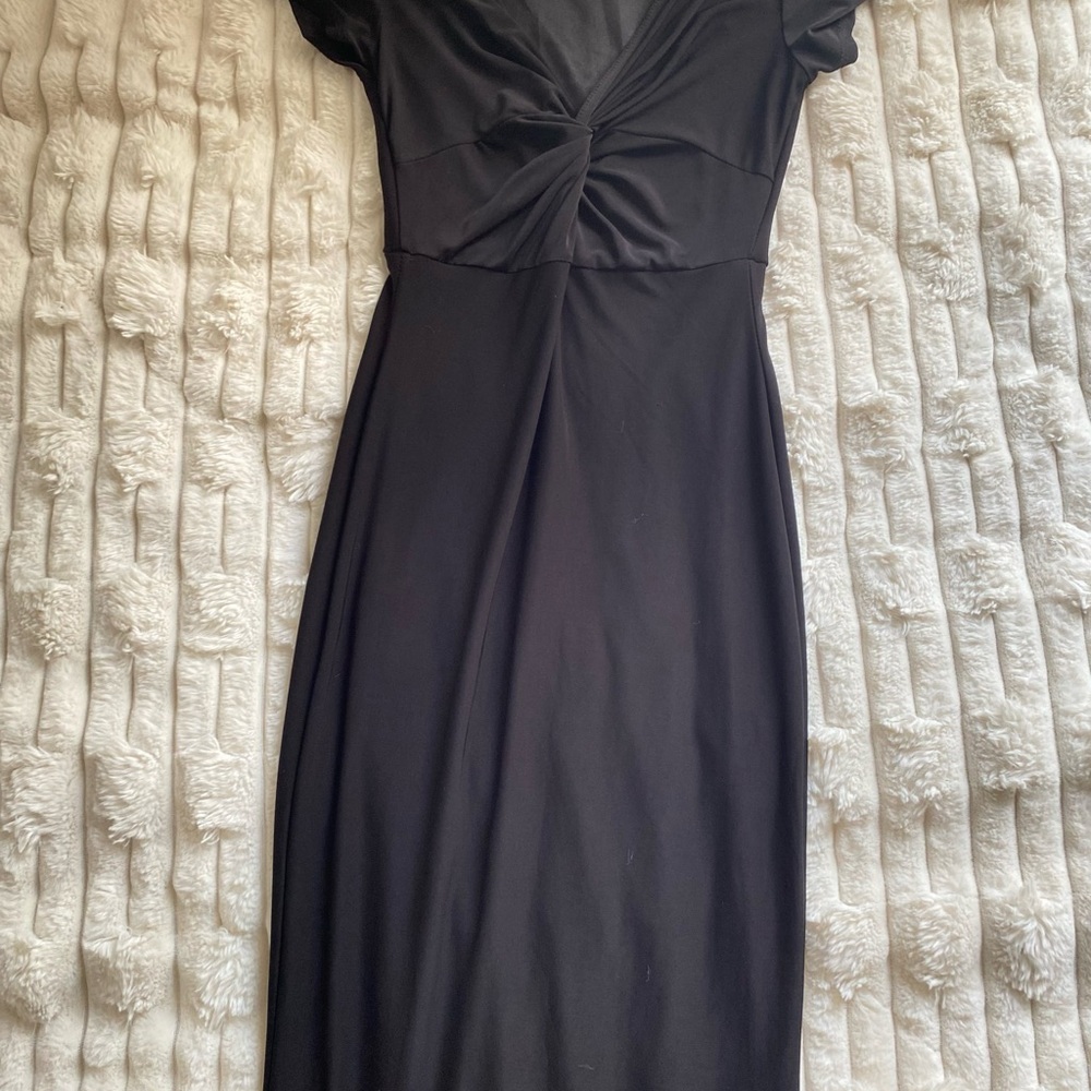 Elegant Bodycon V-Neck Black Evening Dress